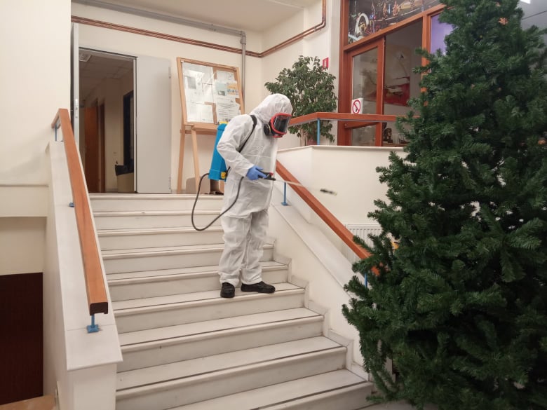 ΑΠΟΛΥΜΑΝΣΕΙΣ ΝΟΕΜΒΡΙΟΥ 1