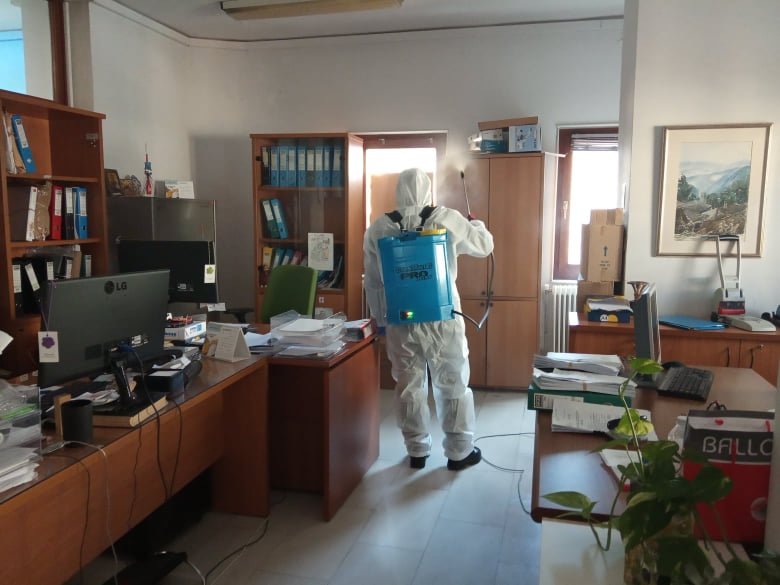 ΑΠΟΛΥΜΑΝΣΕΙΣ ΝΟΕΜΒΡΙΟΥ 4
