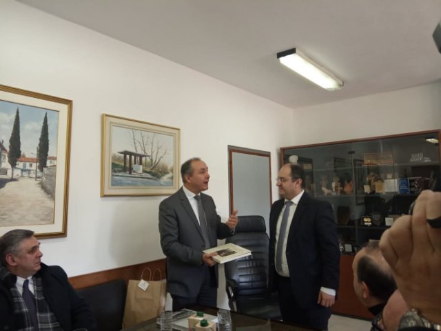ΕΠΙΣΚΕΨΗ ΚΑΡΑΟΓΛΟΥ 8-1 n