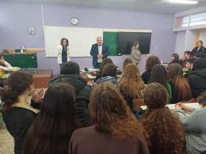 ΕΝΗΜΕΡΩΤΙΚΗ ΣΥΖΗΤΗΣΗ ΣΤΟ 2ο ΠΕΙΡΑΜΑΤΙΚΟ ΛΥΚΕΙΟ ΚΙΛΚΙΣ ΓΙΑ ΤΗΝ ΠΑΝΕΛΛΗΝΙΑ ΣΧΟΛΙΚΗ ΗΜΕΡΑ ΦΙΛΟΖΩΙΑΣ 4