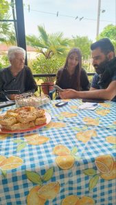 ΕΞΟΙΚΕΙΩΣΗ ΗΛΙΚΙΩΜΕΝΩΝ ΣΤΙΣ ΜΟΥΡΙΕΣ ΜΕ ΕΞΥΠΝΕΣ ΣΥΣΚΕΥΕΣ 1