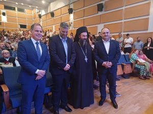 21Η ΟΡΚΩΜΟΣΙΑ ΤΕΛΕΙΟΦΟΙΤΩΝ ΤΜΗΜΑΤΟΣ ΔΗΜΙΟΥΡΓΙΚΟΥ ΣΧΕΔΙΑΣΜΟΥ ΚΑΙ ΕΝΔΥΣΗΣ 4.1jpg