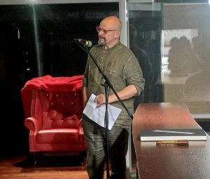 ΕΓΚΑΙΝΙΑ ΕΚΘΕΣΗΣ ΖΩΓΡΑΦΙΚΗΣ KRUEZ ''ΤΟ ΓΡΑΜΜΑ ΥΨΙΛΟΝ'' 2.2