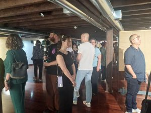 ΕΓΚΑΙΝΙΑ ΕΚΘΕΣΗΣ ΖΩΓΡΑΦΙΚΗΣ KRUEZ ''ΤΟ ΓΡΑΜΜΑ ΥΨΙΛΟΝ'' 9