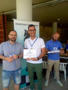 ΣΚΑΚΙΣΤΙΚΟΙ ΑΓΩΝΕΣ ΣΙΜΟΥΛΤΑΝΕ 9