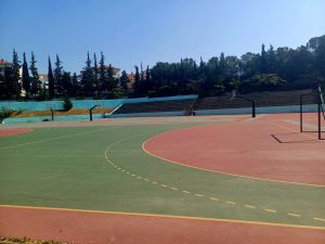 ΕΠΙΘΕΩΡΗΣΗ ΕΡΓΩΝ ΣΥΝΤΗΡΗΣΗΣ ΤΗΣ ΣΧΟΛΙΚΗΣ ΣΤΕΓΗΣ 2025 10