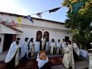 ΜΕΓΑΣ ΑΡΧΙΕΡΑΤΙΚΟΣ ΕΣΠΕΡΙΝΟΣ ΣΤΟ ΠΑΡΕΚΚΛΗΣΙ ΤΟΥ ΠΡΟΦΗΤΗ ΗΛΙΑ 4