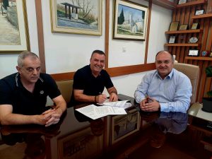 ΑΔΕΙΕΣ ΛΕΙΤΟΥΡΓΙΑΣ ΣΤΙΣ ΑΘΛΗΤΙΚΕΣ ΕΓΚΑΤΑΣΤΑΣΕΙΣ ΓΗΠΕΔΩΝ ΠΟΔΟΣΦΑΙΡΟΥ 1