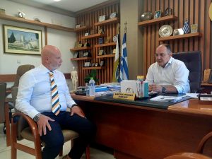 ΕΠΙΣΚΕΨΗ ΝΕΟΥ ΔΙΟΙΚΗΤΗ ΓΕΝΙΚΟΥ ΝΟΣΟΚΟΜΕΙΟΥ ΚΙΛΚΙΣ ΣΤΟΝ ΔΗΜΑΡΧΟ ΚΙΛΚΙΣ 1