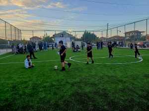 ΑΓΙΑΣΜΟΣ ΣΤΟ ΑΝΑΚΑΙΝΙΣΜΕΝΟ ΓΗΠΕΔΟ ΠΟΔΟΣΦΑΙΡΟΥ 5Χ5 ΚΡΗΣΤΩΝΗ 8