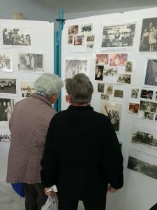 ΕΚΘΕΣΗ ΦΩΤΟΓΡΑΦΙΑΣ ΓΙΑ ΤΡΙΤΗ ΗΛΙΚΙΑ ΣΤΟΝ ΠΟΛΙΤΙΣΤΙΚΟ ΣΥΛΛΟΓΟ ΧΕΡΣΟΥ 6.1jpg