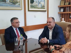 ΕΠΙΣΚΕΨΗ ΓΕΝ. ΓΡΑΜΜΑΤΕΑ ΑΠΟΚΕΝΤΡΩΜΕΝΗΣ ΔΙΟΙΚΗΣΗΣ ΜΑΚΕΔΟΝΙΑΣ ΘΡΑΚΗΣ ΣΤΟΝ ΔΗΜΑΡΧΟ ΚΙΛΚΙΣ 2