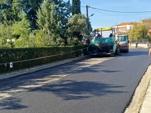 ΑΣΦΑΛΤΟΣΤΡΩΣΗ ΣΤΗΝ ΟΔΟ ΚΑΠΕΤΑ ΝΙΚΟΤΣΑΡΑ 9