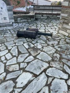 ΒΑΝΔΑΛΙΣΜΟΙ ΣΤΗΝ ΠΕΡΙΦΕΡΕΙΑΚΗ ΟΔΟ ΔΗΜΑΡΧΟΥ Ν. ΑΓΓΕΛΙΔΗ 3