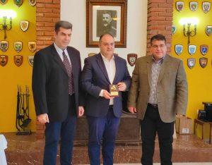 ΒΡΑΒΕΥΣΗ ΔΗΜΑΡΧΟΥ ΚΙΛΚΙΣ ΑΠΟ ΤΗΝ ΠΥΡΟΣΒΕΣΤΙΚΗ ΥΠΗΡΕΣΙΑ ΚΙΛΚΙΣ 2