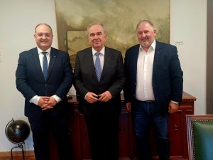 ΣΥΝΑΝΤΗΣΗ ΔΗΜΑΡΧΟΥ ΚΙΛΚΙΣ ΜΕ ΑΝ. ΥΠΟΥΡΓΟ ΕΘΝΙΚΗΣ ΟΙΚΟΝΟΜΙΑΣ ΚΑΙ ΟΙΚΟΝΟΜΙΚΩΝ 3