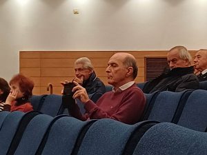 ΕΝΗΜΕΡΩΤΙΚΗ ΟΜΙΛΙΑ ΓΙΑ ΤΗΝ ΟΥΝΙΑ 4