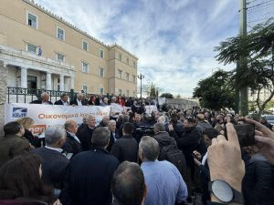 ΚΙΝΗΤΟΠΟΙΗΣΕΙΣ ΔΗΜΑΡΧΩΝ ΣΤΗ ΒΟΥΛΗ 3