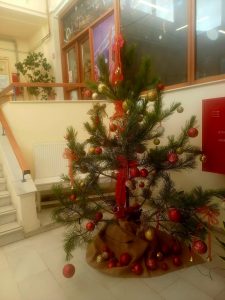 ΧΡΙΣΤΟΥΓΕΝΝΙΑΤΙΚΑ ΔΕΝΤΡΑ ΑΠΟ ΤΗ ΔΗΜΟΤΙΚΗ ΚΟΙΝΟΤΗΤΑ ΚΙΛΚΙΣ 2.1