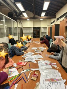 ΧΡΙΣΤΟΥΓΕΝΝΙΑΤΙΚΕΣ ΙΣΤΟΡΙΕΣ ΣΤΗΝ ΚΑΠΝΑΠΟΘΗΚΗ ΤΗΣ ΑΥΣΤΡΟΕΛΛΗΝΙΚΗΣ 2