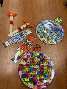 ΧΡΙΣΤΟΥΓΕΝΝΙΑΤΙΚΕΣ ΙΣΤΟΡΙΕΣ ΣΤΗΝ ΚΑΠΝΑΠΟΘΗΚΗ ΤΗΣ ΑΥΣΤΡΟΕΛΛΗΝΙΚΗΣ 4