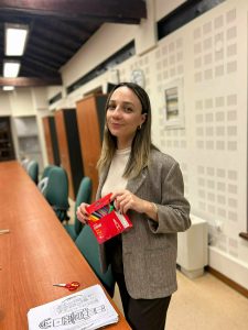 ΧΡΙΣΤΟΥΓΕΝΝΙΑΤΙΚΕΣ ΙΣΤΟΡΙΕΣ ΣΤΗΝ ΚΑΠΝΑΠΟΘΗΚΗ ΤΗΣ ΑΥΣΤΡΟΕΛΛΗΝΙΚΗΣ 4.3jpg