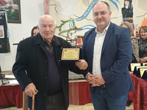 ΒΡΑΒΕΥΣΗ ΗΛΙΚΙΩΜΕΝΩΝ ΕΥΚΑΡΠΙΑΣ 1