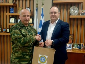 ΕΠΙΣΚΕΨΗ ΑΠΕΡΧΟΜΕΝΟΥ ΔΙΟΙΚΗΤΗ 71ΗΣ Α.Μ. ΤΑΞΙΑΡΧΙΑΣ ''ΠΟΝΤΟΣ'' ΣΤΟΝ ΔΗΜΑΡΧΟ ΚΙΛΚΙΣ 1