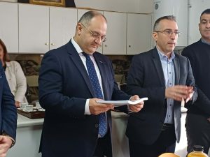 ΠΑΡΟΥΣΙΑΣΗ ΛΕΥΚΩΜΑΤΟΣ ΑΓΙΟΥ ΧΑΡΑΛΑΜΠΟΥΣ 2.1