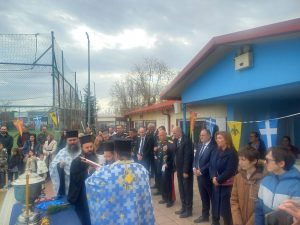 ΡΙΨΗ ΤΙΜΙΟΥ ΣΤΑΥΡΟΥ ΣΤΗΝ ΠΙΣΙΝΑ ΤΟΥ ΑΘΛΗΤΙΚΟΥ ΚΕΝΤΡΟΥ ''ΑΛΕΞΑΝΔΡΟΣ'' 2