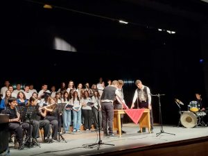 ΓΙΟΡΤΗ 2ΟΥ ΠΕΙΡΑΜΑΤΙΚΟΥ ΓΥΜΝΑΣΙΟΥ ΚΙΛΚΙΣ ΓΙΑ ΤΗΝ 25Η ΜΑΡΤΙΟΥ 2026 1