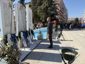 ΔΗΜΟΤΙΚΟ ΗΡΩΟ ΚΑΤΑΘΕΣΗ ΣΤΕΦΑΝΩΝ 25Η ΜΑΡΤΙΟΥ 2026 2