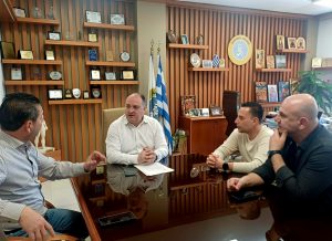 ΕΠΙΣΚΕΨΗ Δ.Σ. ΣΥΛΛΟΓΟΥ ΕΣΤΙΑΣΗΣ Π.Ε. ΚΙΛΚΙΣ ΣΤΟΝ ΔΗΜΑΡΧΟ ΚΙΛΚΙΣ 3