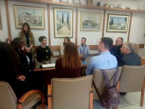 ΕΠΙΣΚΕΨΗ ΠΡΟΕΔΡΟΥ ''ΤΟΥ ΧΑΜΟΓΕΛΟΥ ΤΟΥ ΠΑΙΔΙΟΥ'' ΣΤΟΝ ΔΗΜΑΡΧΟ ΚΙΛΚΙΣ 2