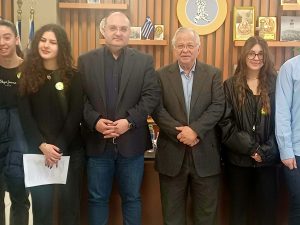 ΕΠΙΣΚΕΨΗ ΠΡΟΕΔΡΟΥ ''ΤΟΥ ΧΑΜΟΓΕΛΟΥ ΤΟΥ ΠΑΙΔΙΟΥ'' ΣΤΟΝ ΔΗΜΑΡΧΟ ΚΙΛΚΙΣ 3