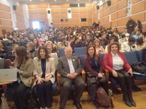 ΗΜΕΡΙΔΑ ΔΥΝΑΤΗ ΦΩΝΗ ΔΥΝΑΤΟ ΠΑΙΔΙ 4