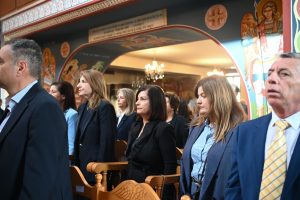 ΕΟΡΤΑΣΤΙΚΕΣ ΕΚΔΗΛΩΣΕΙΣ ΣΤΑ ΛΑΤΣΙΑ ΓΙΑ ΤΗΝ ΕΟΚΑ 9