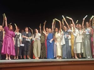 22Η ΟΡΚΩΜΟΣΙΑ ΤΕΛΕΙΟΦΟΙΤΩΝ ΤΜΗΜΑΤΟΣ ΔΗΜΙΟΥΡΓΙΚΟΥ ΣΧΕΔΙΑΣΜΟΥ ΚΑΙ ΕΝΔΥΣΗΣ 11
