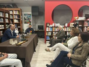 ΒΙΒΛΙΟΠΑΡΟΥΣΙΑΣΗ Β. ΣΙΔΗΡΟΠΟΥΛΟΥ ΕΛΕΝΗ ΠΑΤΛΑΚΗ 1