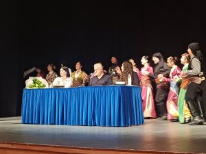 ΒΙΒΛΙΟΠΑΡΟΥΣΙΑΣΗ ''ΚΑΘΑΡΜΟΣ''13
