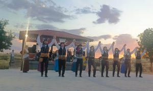 ΕΓΚΑΙΝΙΑ ΥΠΑΙΘΡΙΟΥ ΠΟΛΙΤΙΣΤΙΚΟΥ ΚΕΝΤΡΟΥ ''ΑΡΓΟΝΑΥΤΩΝ'' 8