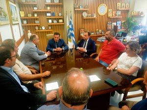 ΕΠΙΣΚΕΨΗ ΥΠΟΥΡΓΟΥ ΥΓΕΙΑΣ Α. ΓΕΩΡΓΙΑΔΗ ΣΤΟΝ ΔΗΜΑΡΧΟ ΚΙΛΚΙΣ 2.1jpg