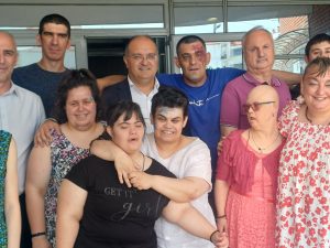 ΚΑΛΟΚΑΙΡΙΝΗ ΓΙΟΡΤΗ ΣΤΟ ΚΔΑΠ ΑΜΕΑ 5