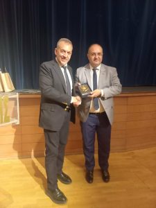 ΣΥΝΕΔΡΙΑΚΟ ΚΕΝΤΡΟ ΚΙΛΚΙΣ ΣΥΝΑΝΤΗΣΗ Γ. ΒΡΟΥΤΣΗ ΜΕ ΑΘΛΗΤΙΚΟΥΣ ΦΟΡΕΙΣ 2
