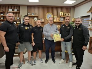 ΣΥΝΑΝΤΗΣΗ ΔΗΜΑΡΧΟΥ ΚΙΛΚΙΣ ΜΕ FOOTBALL CELEBRITIES KILKIS 1