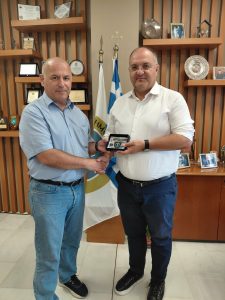 ΤΙΜΗΤΙΚΗ ΠΛΑΚΕΤΑ ΑΠΟ ΔΙΕΥΘΥΝΣΗ ΕΙΔΙΚΩΝ ΔΥΝΑΜΕΩΝ ΓΕΣ 2 ΤΙΜΗΤΙΚΗ ΠΛΑΚΕΤΑ ΑΠΟ ΔΙΕΥΘΥΝΣΗ ΕΙΔΙΚΩΝ ΔΥΝΑΜΕΩΝ ΓΕΣ 2