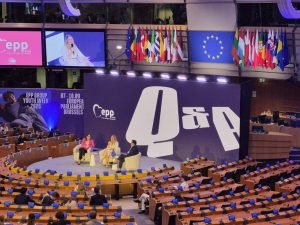 ΕΠΙΣΚΕΨΗ ΔΗΜΑΡΧΟΥ ΚΙΛΚΙΣ ΚΑΙ ΠΡΟΕΔΡΟΥ Δ.Σ. ΣΤΙΣ ΒΡΥΞΕΛΛΕΣ 3 ΕΠΙΣΚΕΨΗ ΔΗΜΑΡΧΟΥ ΚΙΛΚΙΣ ΚΑΙ ΠΡΟΕΔΡΟΥ Δ.Σ. ΣΤΙΣ ΒΡΥΞΕΛΛΕΣ 3