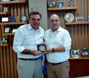ΕΠΙΣΚΕΨΗ ΥΠΑΑΤ ΜΑΡΓΑΡΙΤΗ ΣΧΟΙΝΑ ΣΤΟΝ ΔΗΜΑΡΧΟ ΚΙΛΚΙΣ 4