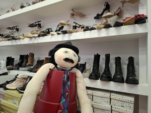 ΚΟΥΚΛΕΣ ΣΤΑ ΕΜΠΟΡΙΚΑ ΚΑΤΑΣΤΗΜΑΤΑ ΤΟΥ ΚΙΛΚΙΣ 2026 4